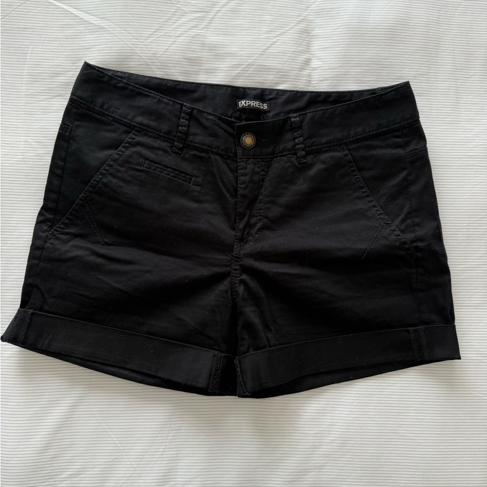 2/$30 Express Women’s shorts size 6
